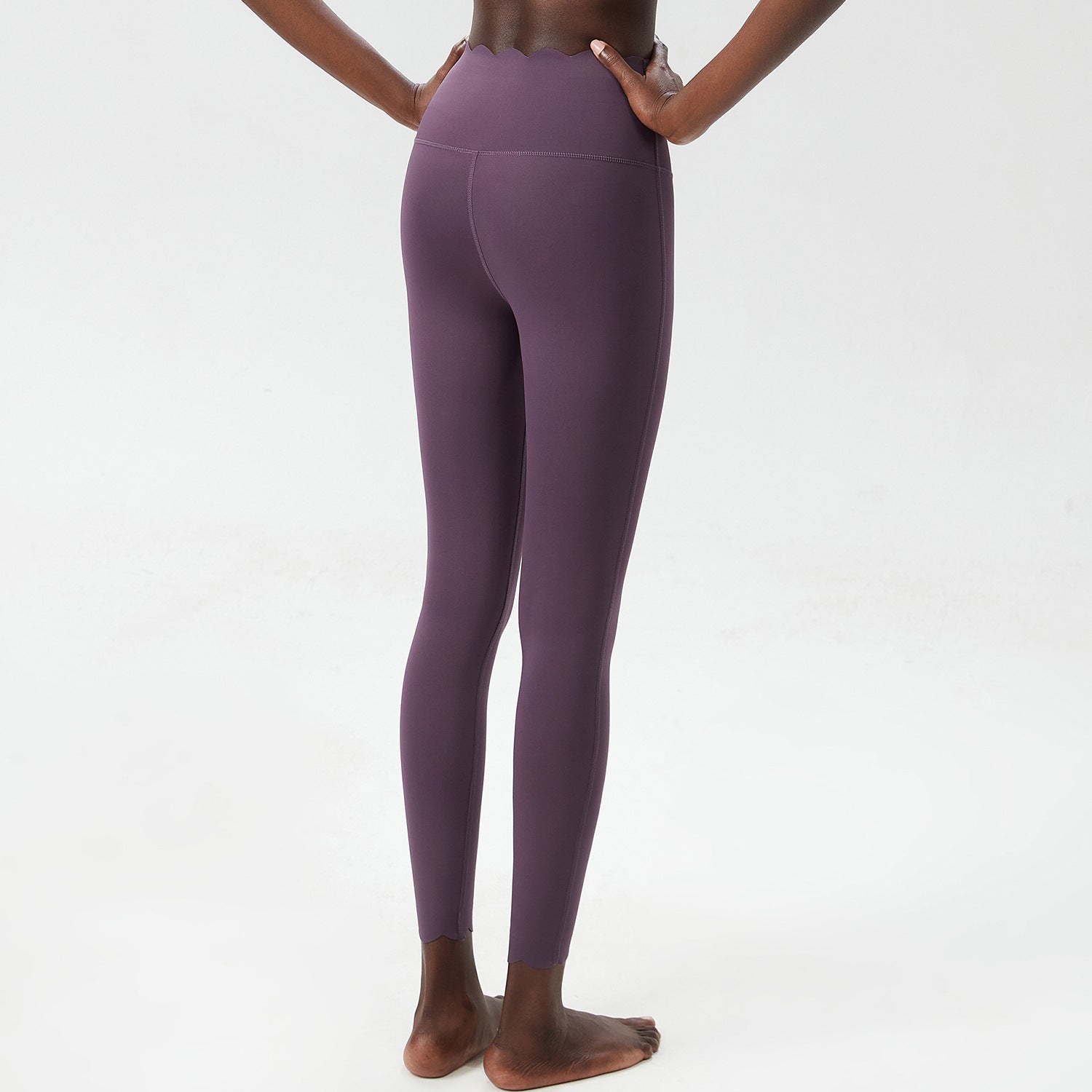 Hip Raise with Wave Pattern Tight Body Lifting Leggings, Color - Lycra Milk Leather
